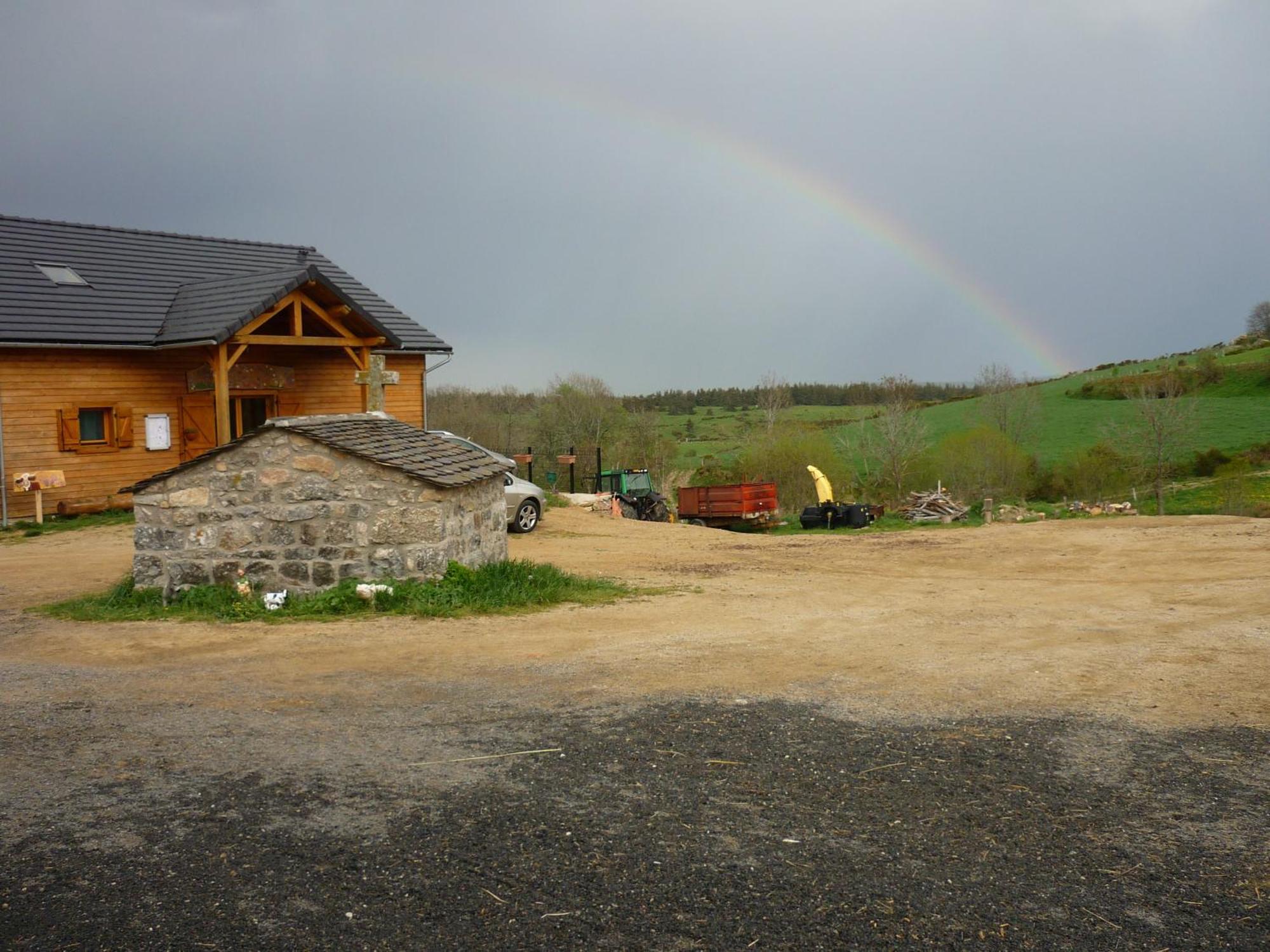 Le Chalet Du Roc La Panouse  Ruang foto